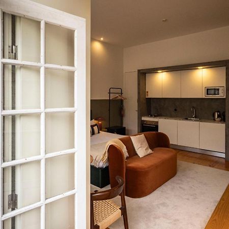 Lovelystay - Allderman Apartment - Almada 3º F Порту Экстерьер фото